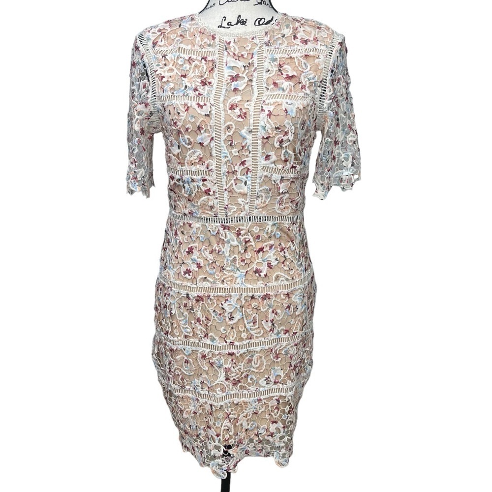 Fab’rik Lace Crochet Overlay Floral Zip Back Mini Dress Size M White Tan Red - Picture 2 of 13